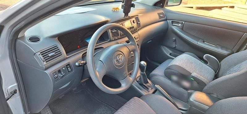 Gebraucht Toyota Corolla 97 PS (71 kW) 2002 Silber Kombi