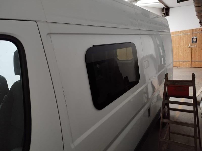 Gebraucht Peugeot Boxer 120 PS (88 kW) 2010 Weiß Van