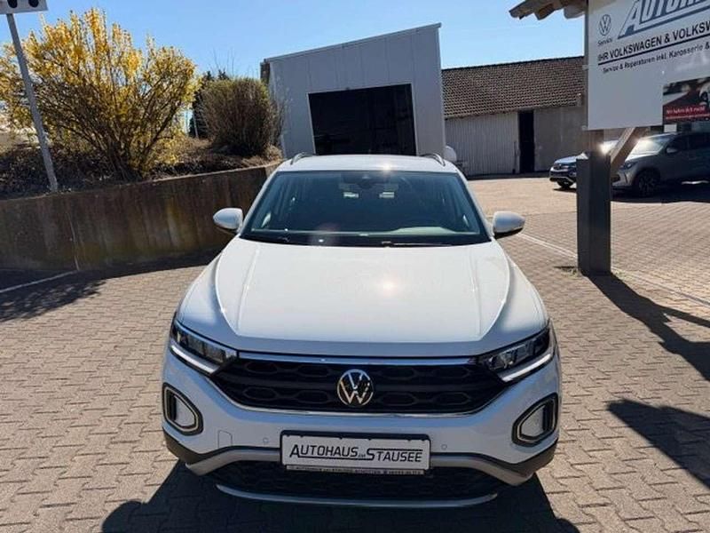 Gebraucht VW T-Roc Life 116 PS (85 kW) 2023 Pure white SUV