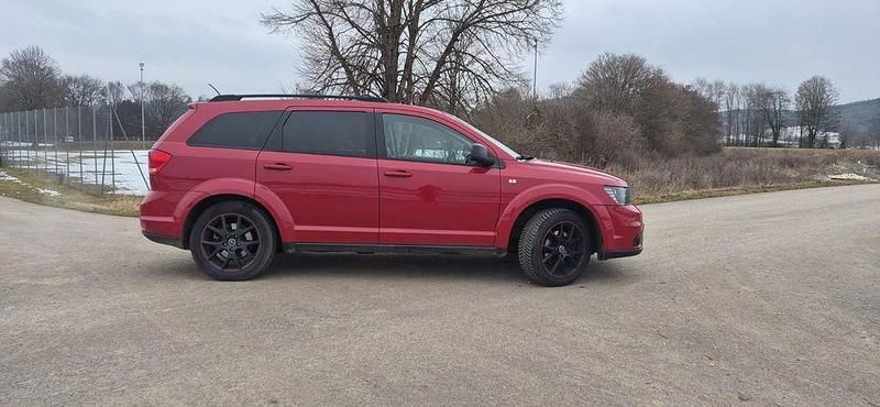 Gebraucht Fiat Freemont 170 PS (125 kW) 2014 Rot SUV