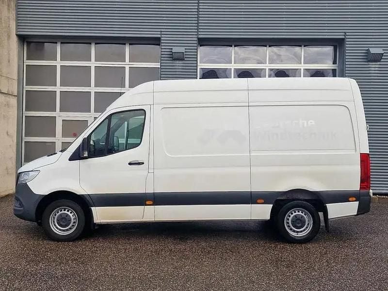 Second-hand Mercedes Sprinter 170 CP (125 kW) 2021 Alb Van