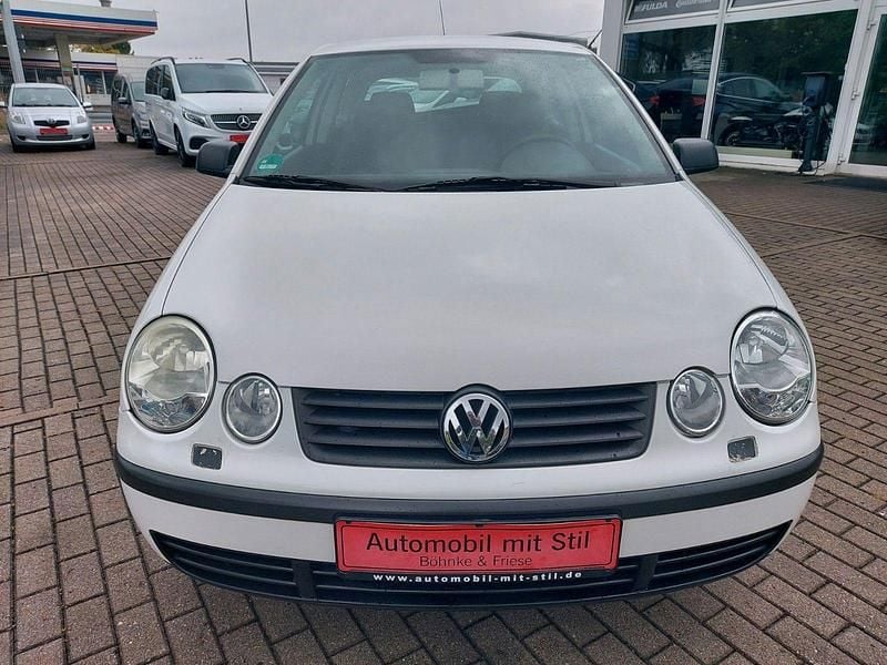 Gebraucht VW Polo Basis 54 PS (39 kW) 2005 Weiß Kleinwagen