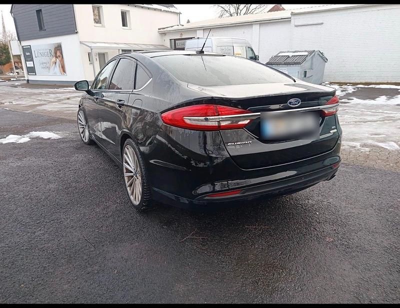 Gebraucht Ford Fusion 181 PS (133 kW) 2016 Schwarz Limousine