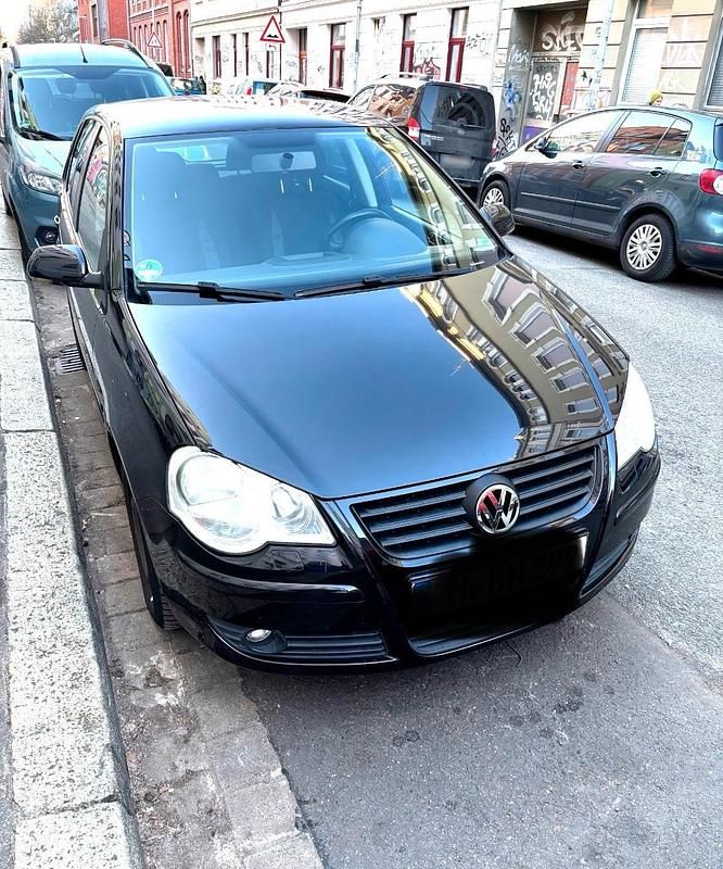 Second-hand VW Polo 60 CP (44 kW) 2008 Negru Hatchback