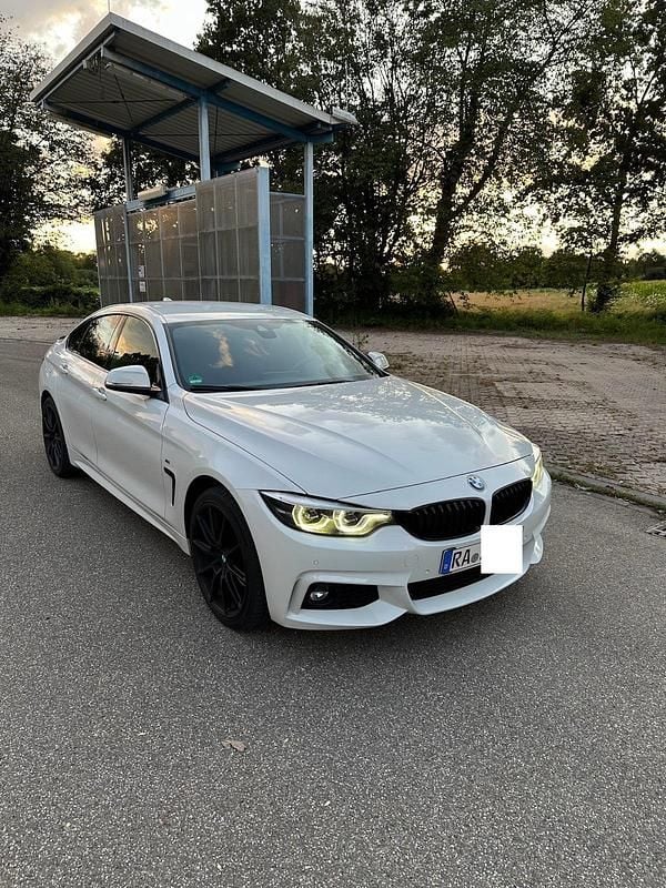Weiß Gebraucht 2019 BMW 430 Gran Coupé M Sport Coupé | 25.999 € (Fairer Preis) - Bild 1/4