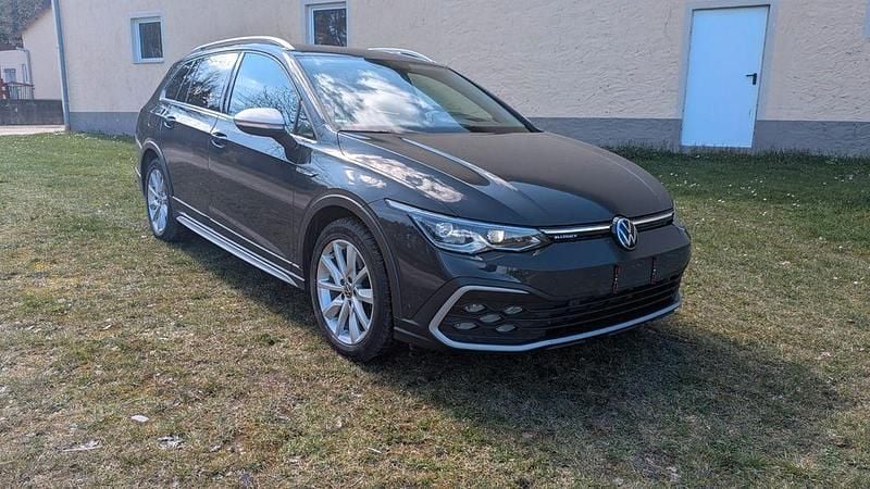 Gebraucht VW Golf Alltrack 200 PS (147 kW) 2022 Grau Kombi