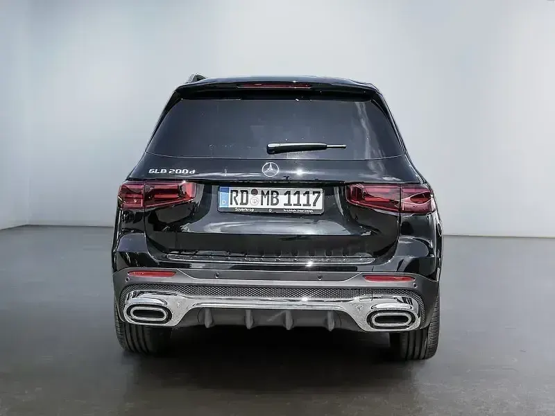 Gebraucht Mercedes GLB200 AMG 150 PS (110 kW) 2025 Andere farbe SUV
