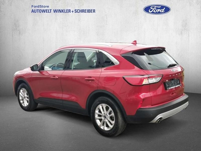 Używany Ford Kuga Titanium 224 KM (164 kW) 2021 Czerwony SUV