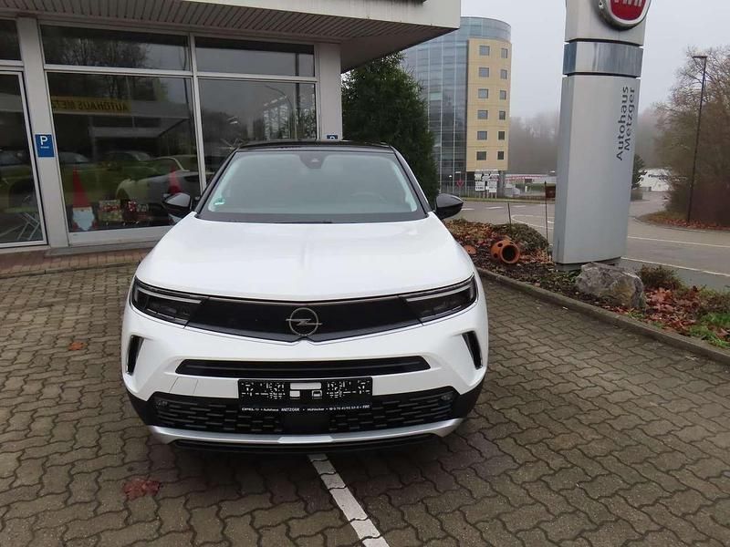 Gebraucht Opel Mokka-e Elegance 100 kW (136 PS) 2022 Arktis weiss SUV
