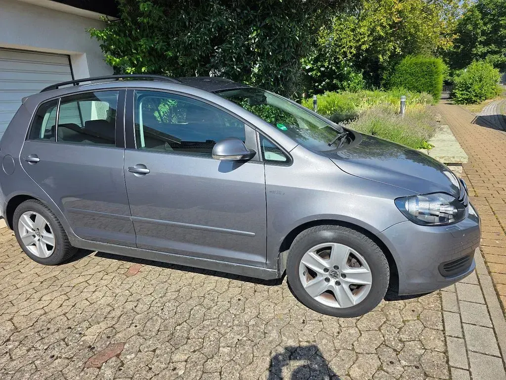 Gebraucht VW Golf Plus Comfortline 122 PS (89 kW) 2009 Grau Van / Kleinbus