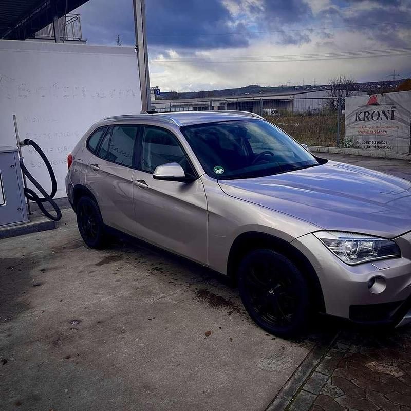 Gebraucht BMW X1 150 PS (110 kW) 2012 Grau SUV