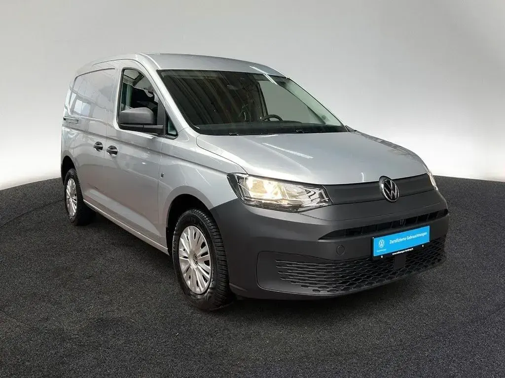 Gebraucht VW Caddy 102 PS (75 kW) 2025 Reflexsilber metallic Van / Kleinbus