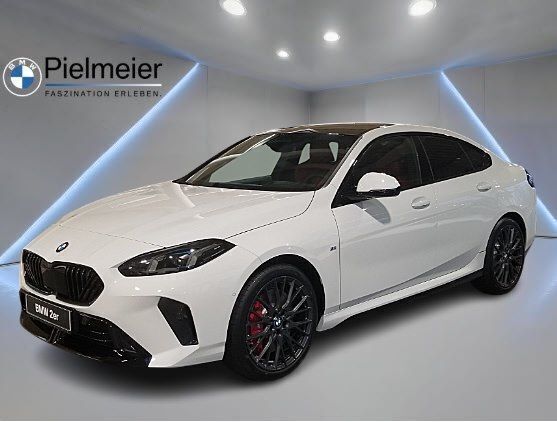 Weiß Gebraucht 2025 BMW 220 M Sport Limousine | 39.980 € (Fairer Preis) - Bild 1/4