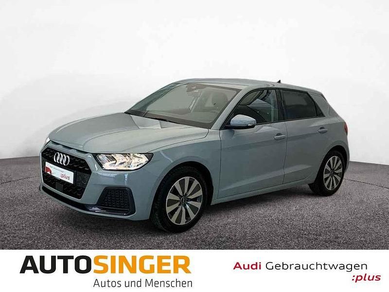 Pfeilgrau perleffekt Gebraucht 2025 Audi A1 Sportback Advanced Plus Kleinwagen | 24.360 € (Fairer Preis) - Bild 1/4
