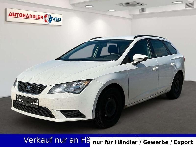 Weiß Gebraucht 2014 Seat Leon ST Reference Kombi | 3.699 € - Bild 1/3