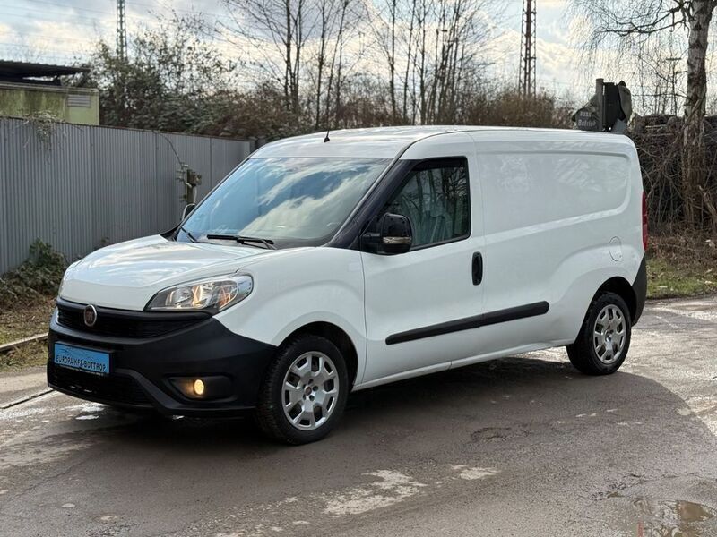 Weiß Gebraucht 2015 Fiat Doblò Van / Kleinbus | 4.999 € (Fairer Preis) - Bild 1/4