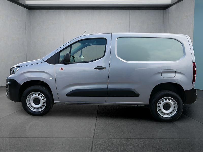 Neu Peugeot Partner 131 PS (96 kW) 2025 Silber Van / Kleinbus