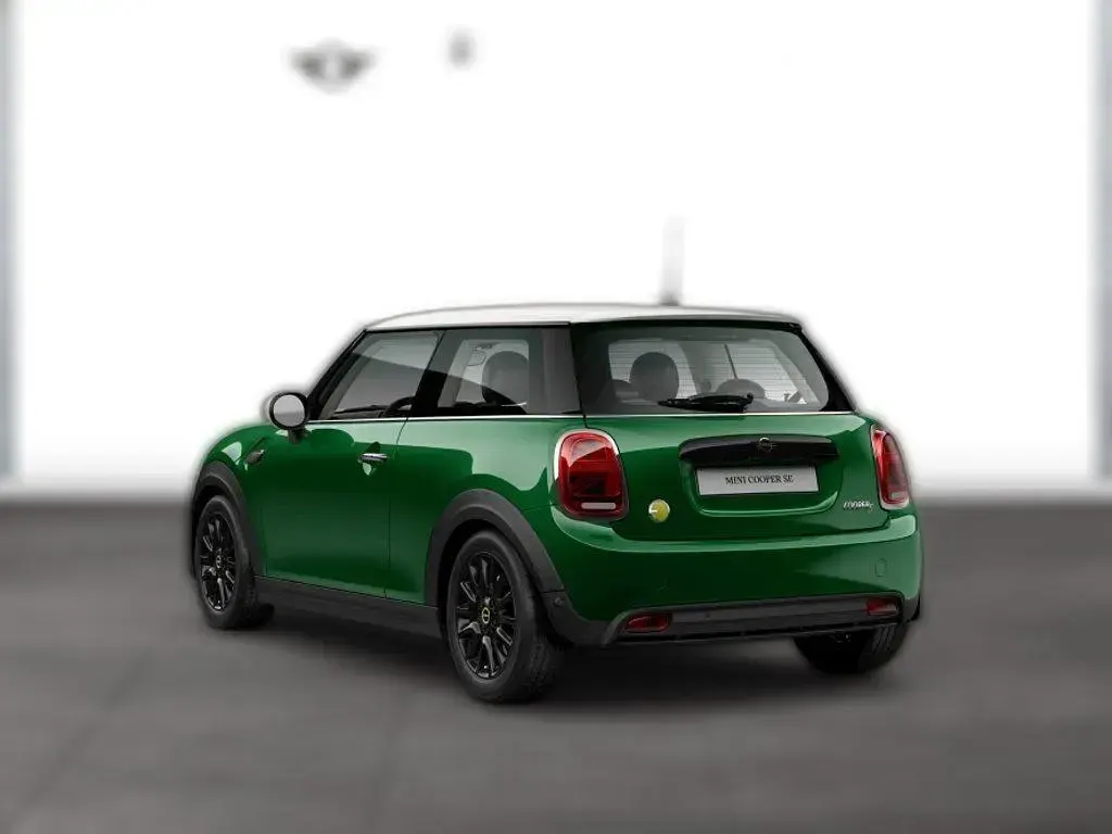Gebraucht Mini Cooper SE Classic 135 kW (184 PS) 2022 Grün metallic Kleinwagen