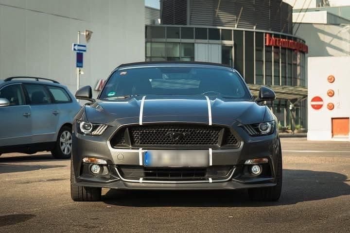 Grau Gebraucht 2017 Ford Mustang Cabrio | 38.000 € (Fairer Preis) - Bild 1/4