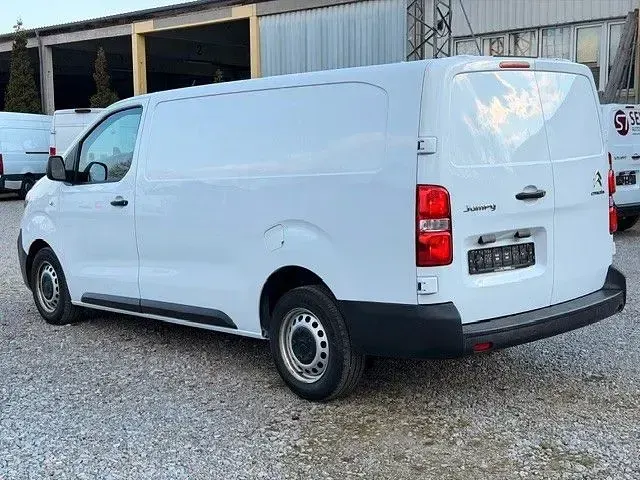 Käytetty Citroën Jumpy 144 HP (105 kW) 2023 Valkoinen Tila-auto