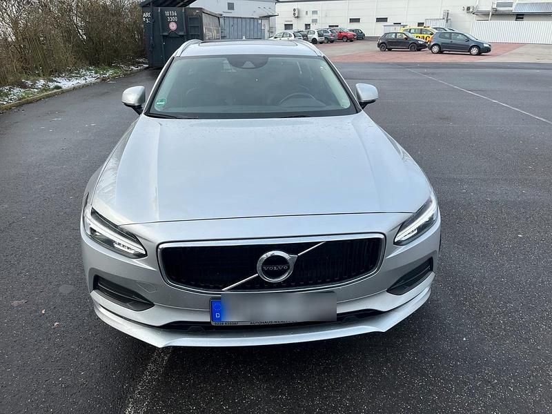 Gebraucht Volvo V90 Momentum 140 PS (102 kW) 2016 Silber Kombi