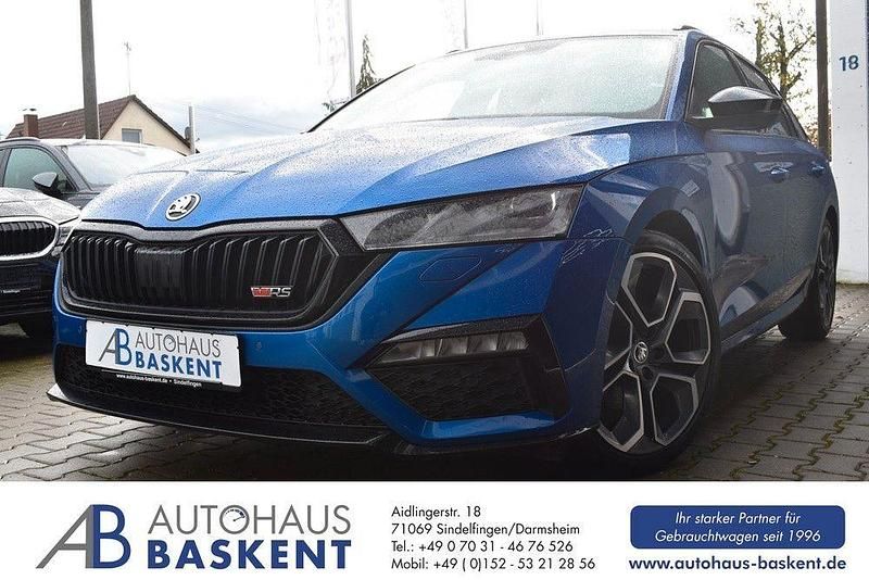 Blau Gebraucht 2022 Skoda Octavia RS Kombi | 22.390 € (Fairer Preis) - Bild 1/4