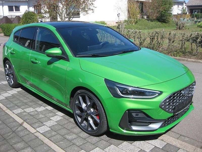 Gebraucht Ford Focus ST 280 PS (205 kW) 2025 Grün Limousine