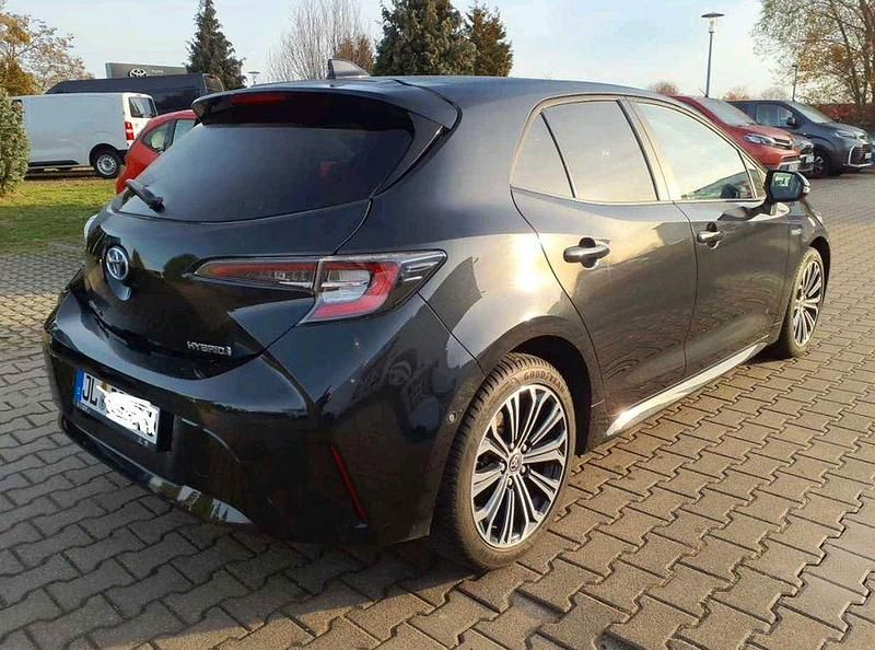 Gebraucht Toyota Corolla 98 PS (72 kW) 2020 Schwarz Limousine