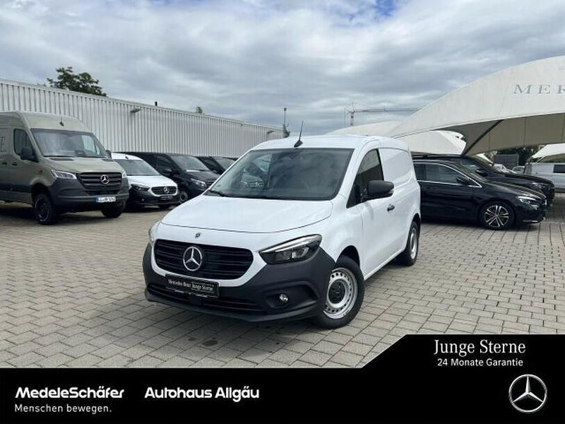 Weiss Gebraucht 2024 Mercedes eCitan Limousine | 18.862 € (Superpreis) - Bild 1/4