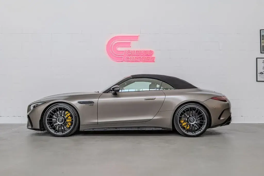 Gebraucht Mercedes SL63 AMG Premium Plus 585 PS (430 kW) 2023 Braun Cabrio