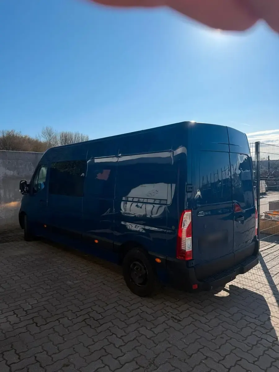 Gebraucht Renault Master 145 PS (106 kW) 2011 Blau Van / Kleinbus