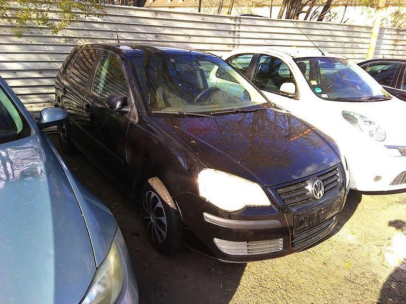 Gebraucht VW Polo Trendline 75 PS (55 kW) 2008 Schwarz Kleinwagen