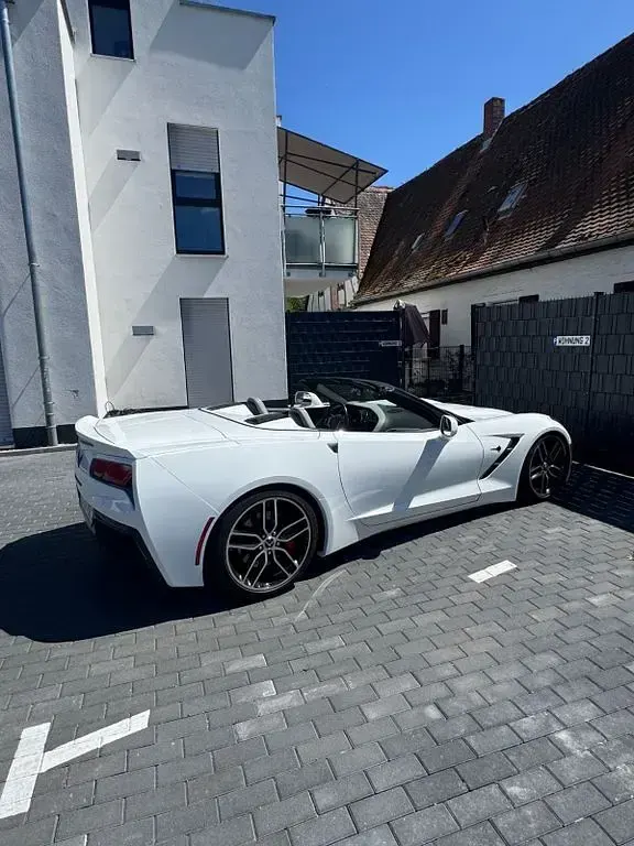 Używany Corvette Stingray 466 KM (342 kW) 2015 Biały Kabriolet