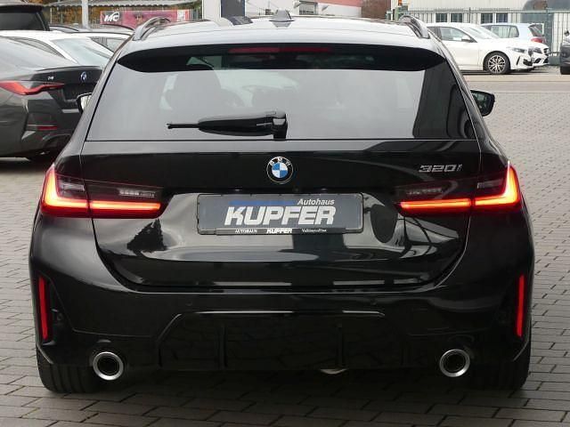 Gebraucht BMW 320 Performance 184 PS (135 kW) 2024 Schwarz Limousine