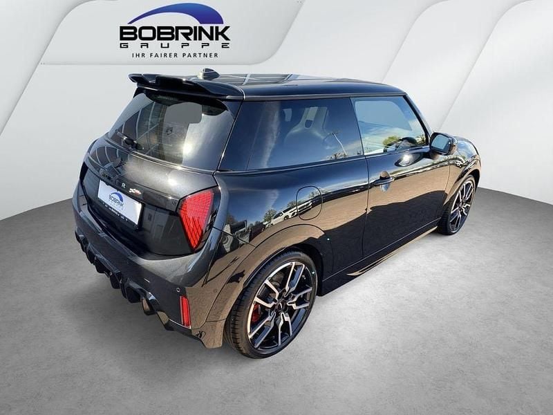 Używany Mini John Cooper Works 231 KM (169 kW) 2025 Czarny Hatchback