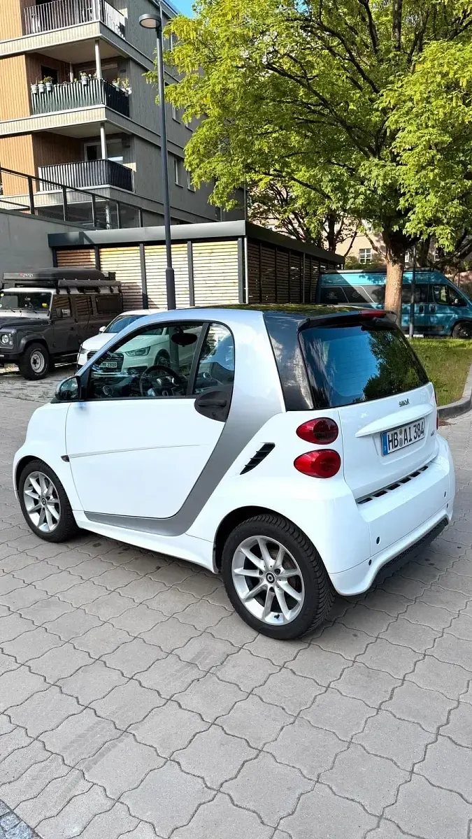 Gebraucht Smart ForTwo Coupé Passion 71 PS (52 kW) 2012 Weiß Coupé