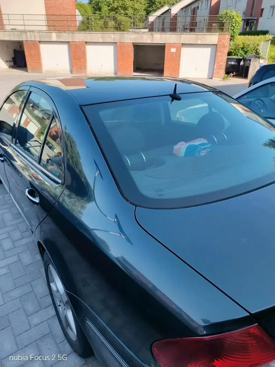 Używany Mercedes E280 177 KM (130 kW) 2004 Niebieski Sedan/Limuzyna