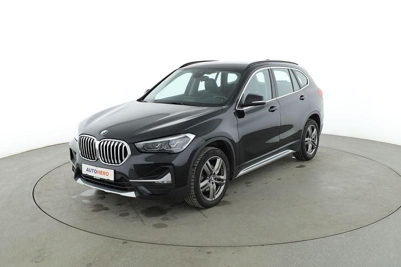 Schwarz Gebraucht 2021 BMW X1 xLine SUV | 24.700 € (Fairer Preis) - Bild 1/3
