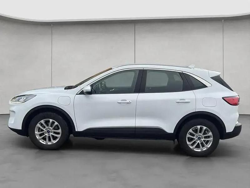 Gebraucht Ford Kuga Titanium 152 PS (111 kW) 2022 Frozen white SUV