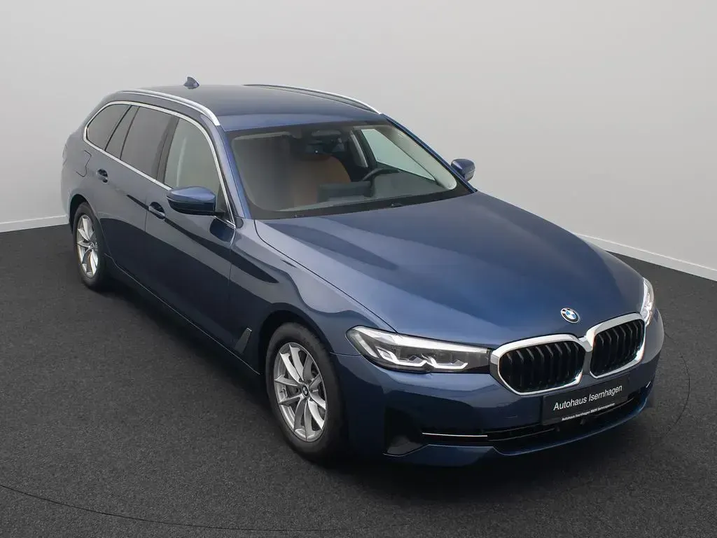 Gebraucht BMW 530 Sport Line 286 PS (210 kW) 2022 Phytonicblauc1mbraun Limousine
