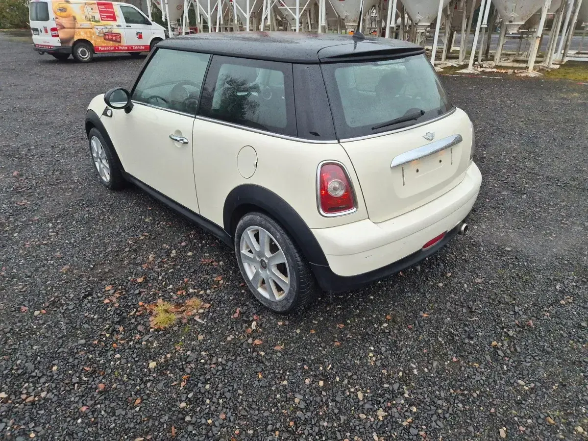 Używany Mini Cooper 120 KM (88 kW) 2008 Hatchback