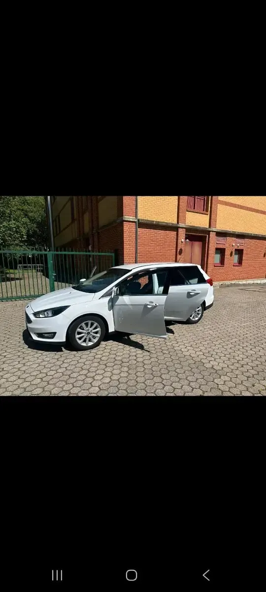 Gebraucht Ford Focus 150 PS (110 kW) 2016 Weiß Kombi