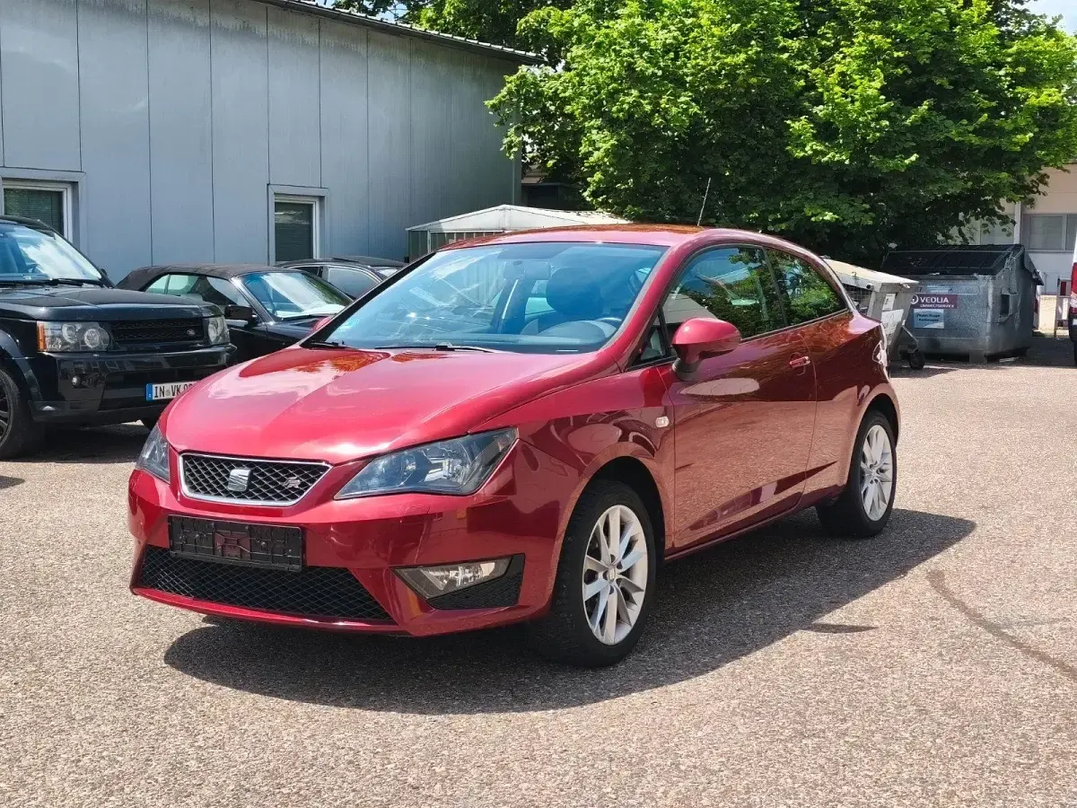Gebraucht Seat Ibiza FR 105 PS (77 kW) 2012 "montsant" rot Kleinwagen