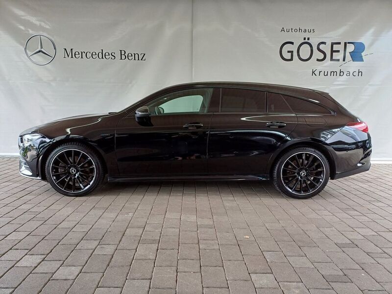 Schwarz Gebraucht 2022 Mercedes CLA250e Shooting Brake AMG Kombi | 29.490 € (Fairer Preis) - Bild 1/4