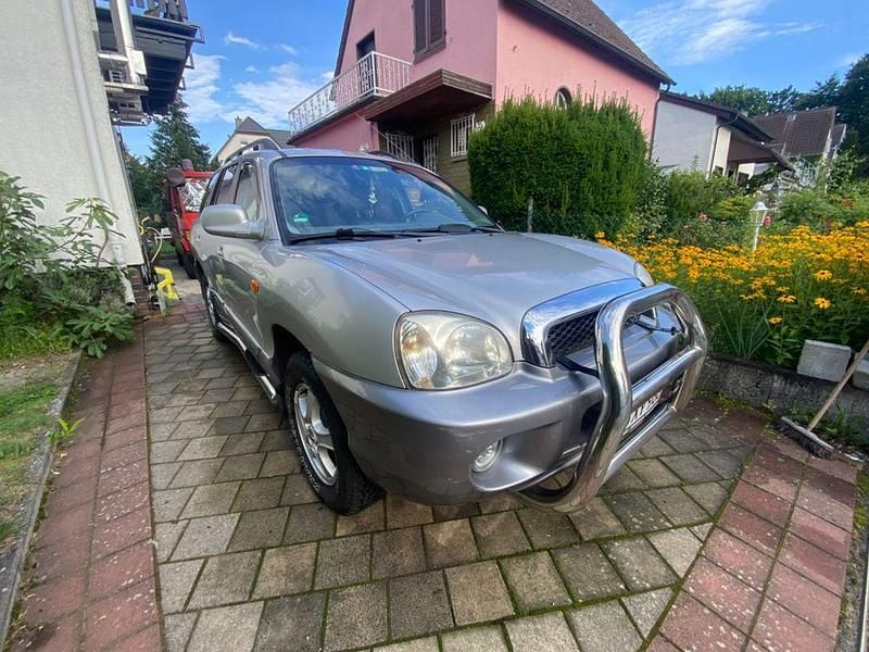 Silber Gebraucht 2004 Hyundai Santa Fe GLS SUV | 4.800 € (Teuer) - Bild 1/4