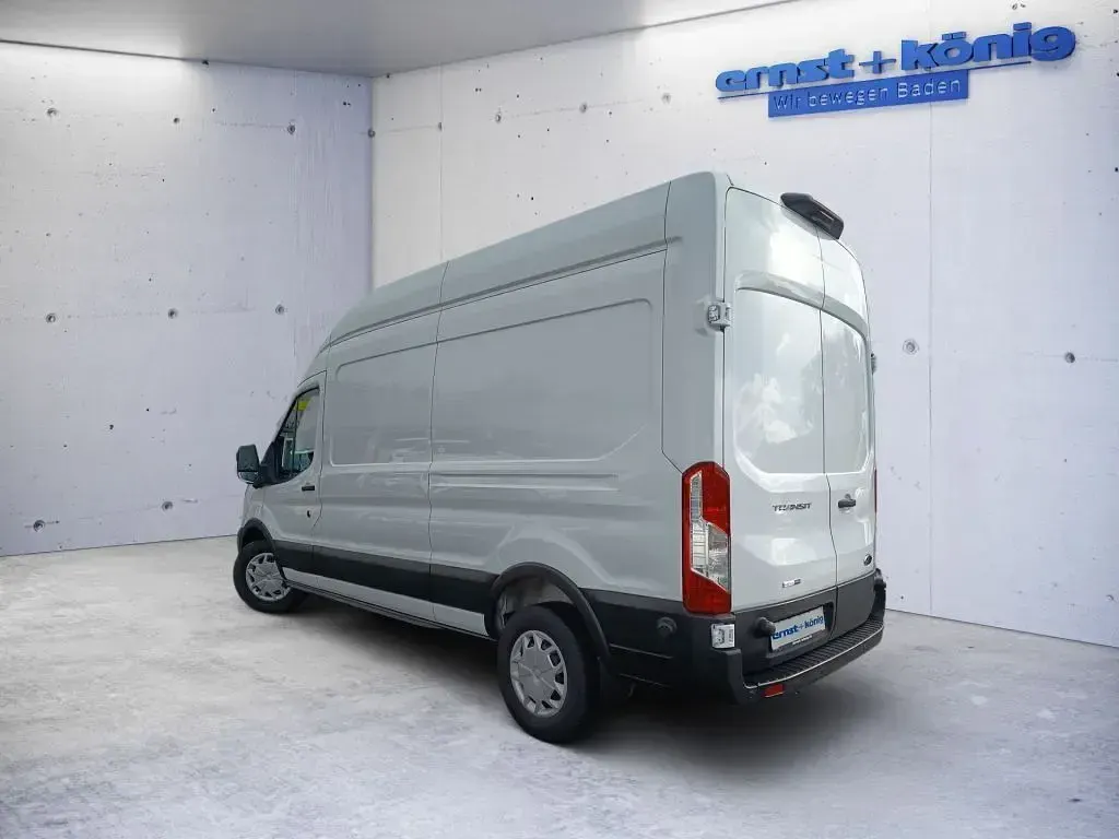 Gebraucht Ford Transit Trend 131 PS (96 kW) 2024 Frozen white Pickup