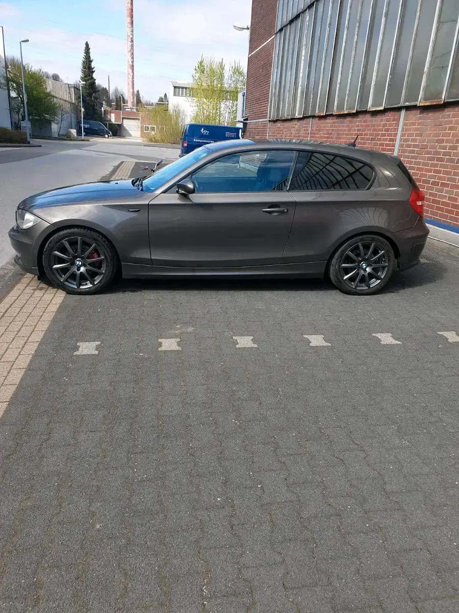 Gebraucht BMW 118 Coupé Advantage 143 PS (105 kW) 2008 Braun Coupé