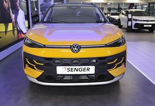 Neu VW T-Roc Life 150 PS (110 kW) 2026 Gelb SUV