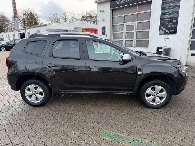 Gebraucht Dacia Duster Comfort 114 PS (83 kW) 2018 Schwarz SUV