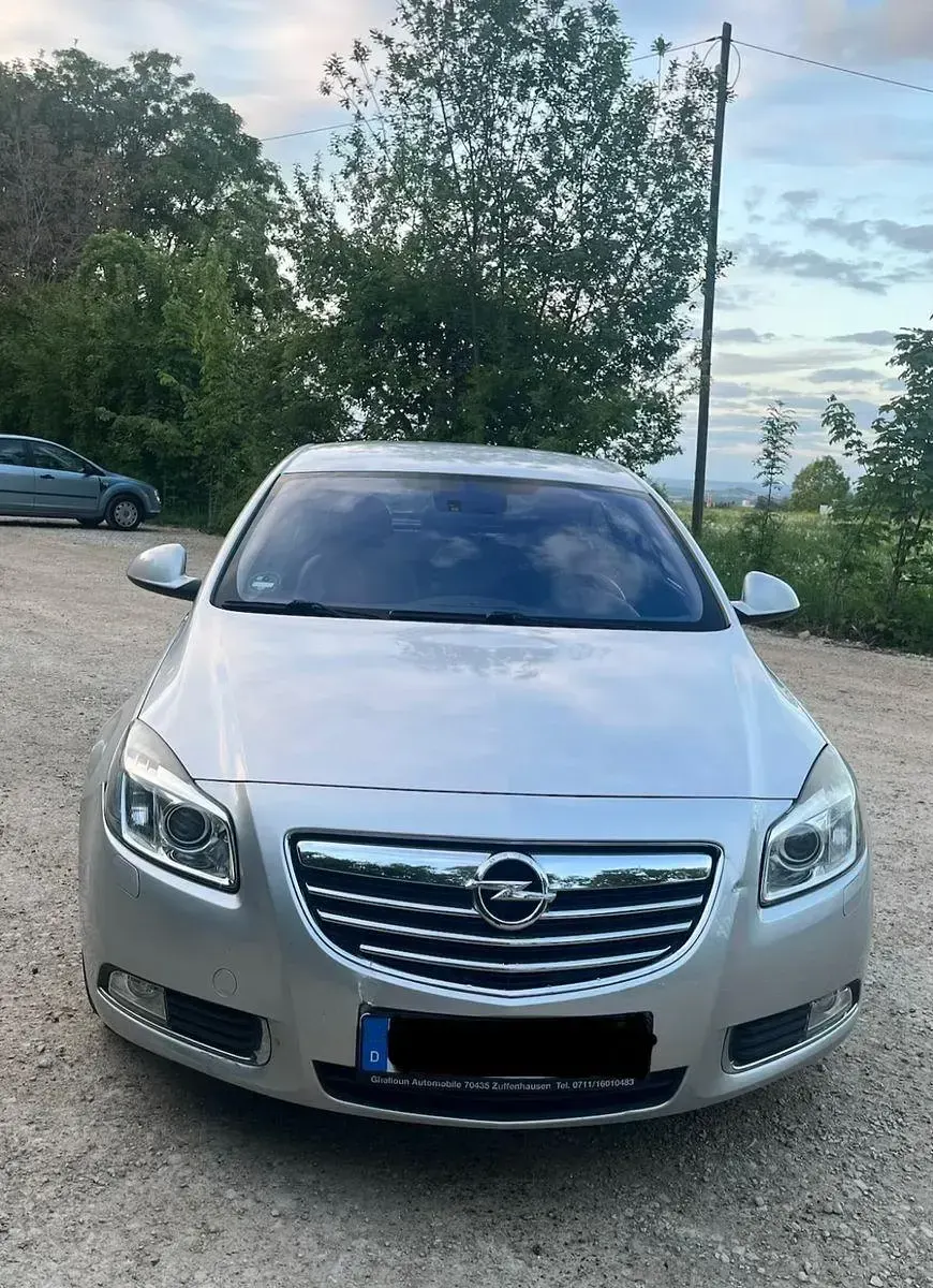 Gebraucht Opel Insignia Sport 260 PS (191 kW) 2009 Silber Limousine